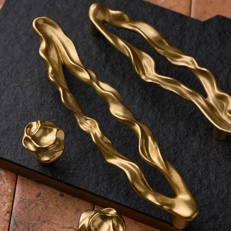 Gold Irregular Twisted Wave Kitchen Cabinet Handles Pulls Textured Brass Drawer Knobs Wardrobe Cupboard Door Furniture Hardware