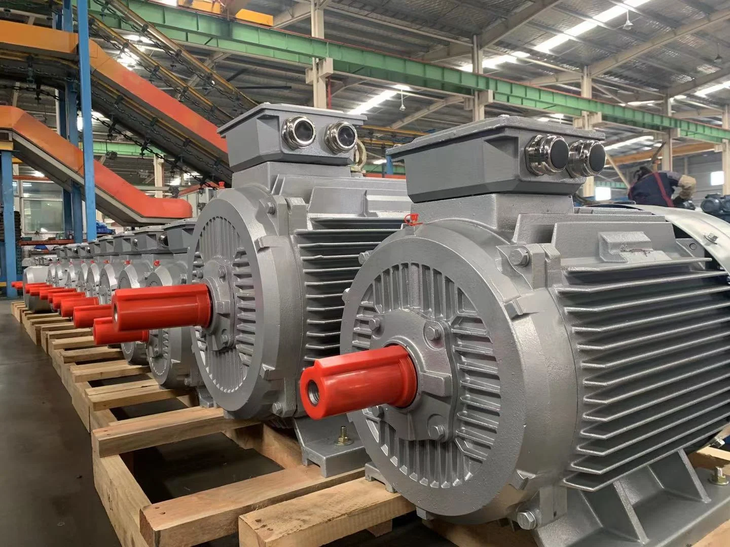 YE4-3552-4 375kW AC 비동기 유도 전동기 스퀴럴 케이지 삼상 전동기 (50Hz 주파수, 380V 전압)