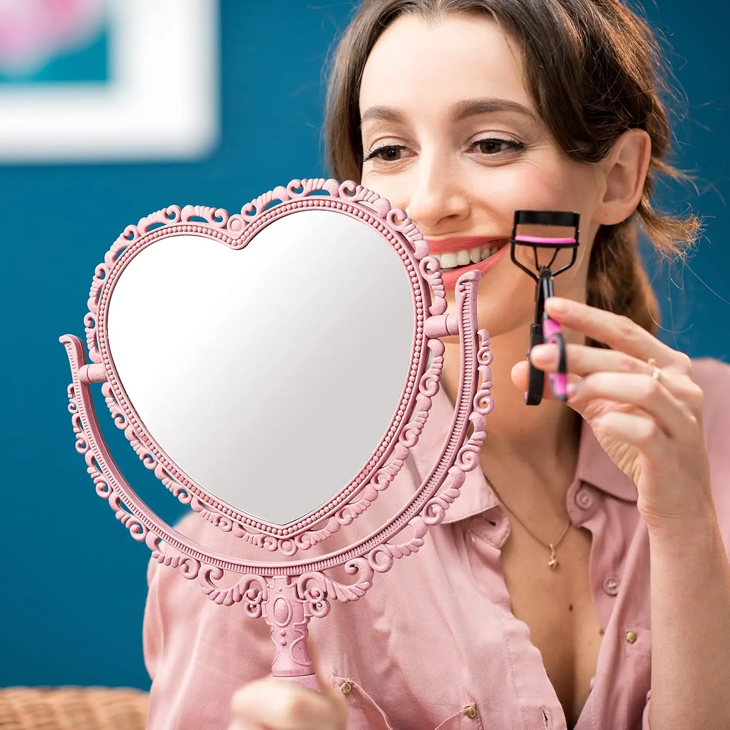 White Heart Mirror Double Sides, Tabletop  Aesthetic Heart Shaped Mirror, Vanity Makeup Mirror for Desk, Cute Vintage Mirror