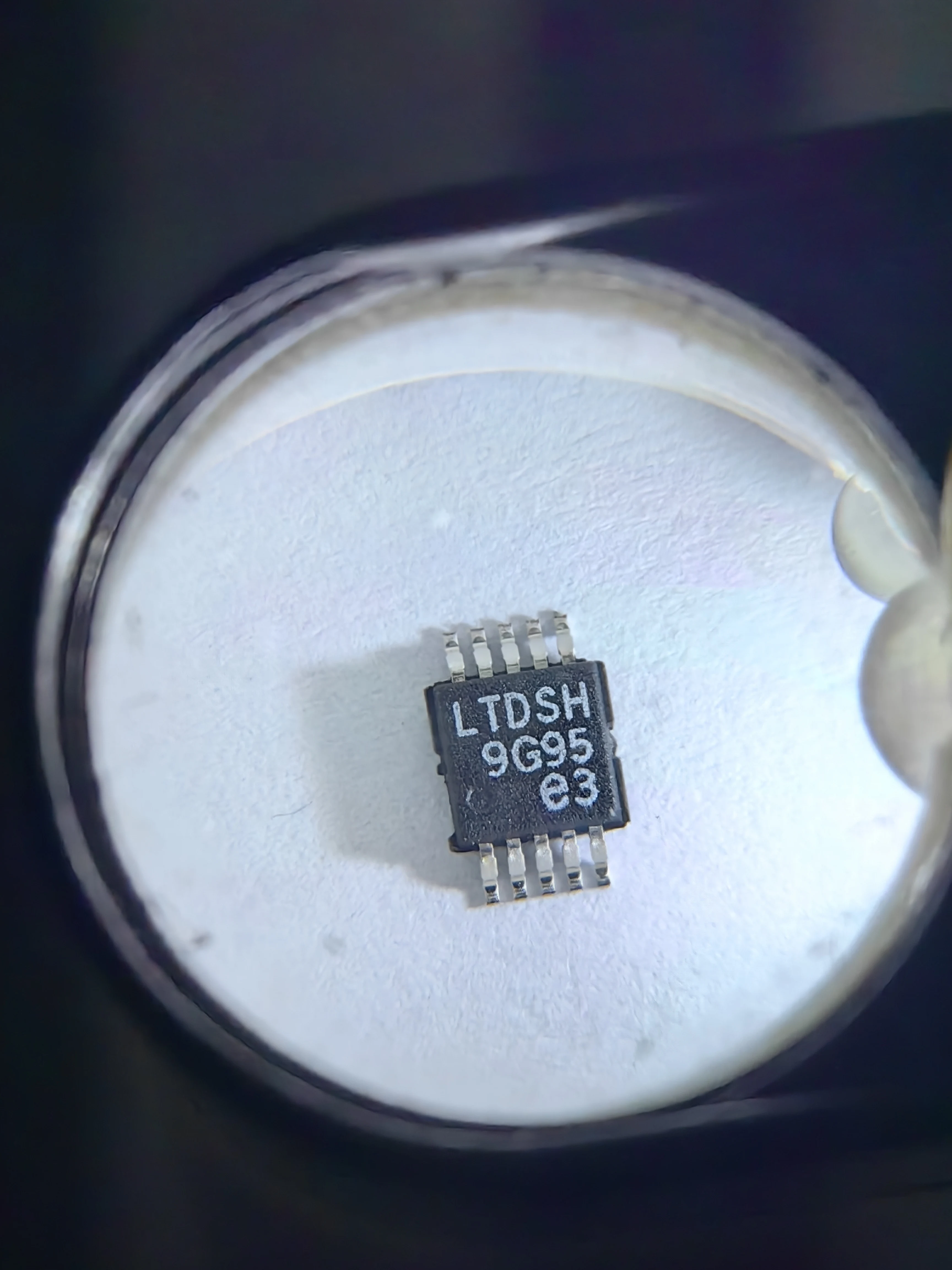 LTC2634 LTC2634CMSE-LZ8 LTC2634IMSE-LZ8 LTC2634HMSE-LZ8 - Quad 12-/10-/8-Bit Rail-to-Rail DACs with 10ppm/*C Reference
