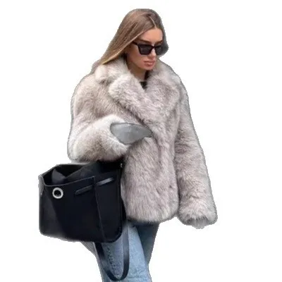 Jesienno-zimowa nowa kurtka damska plus size z futra, zapinana na klamrę, krótka kurtka ze sztucznego futra.