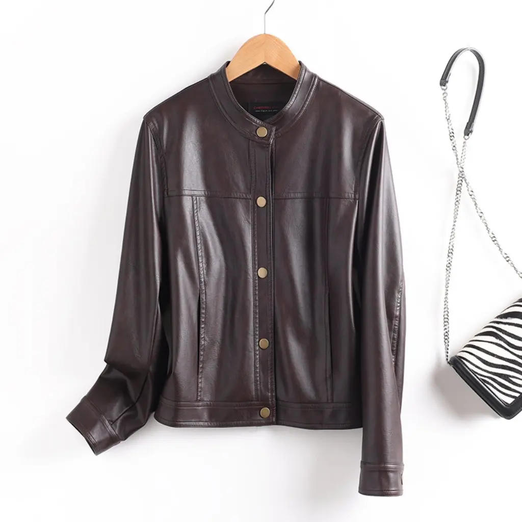 女性の PU レザー ジャケット ラウンドネック カジュアル トップ 春秋 ファッション 海寧レザー 新しいスタイル 501