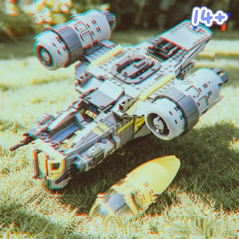 930PCS Interstellar Conflict Iconic Ship Movie MOC Building Blocks Model Educational Ornament Toys for Reward Gifts