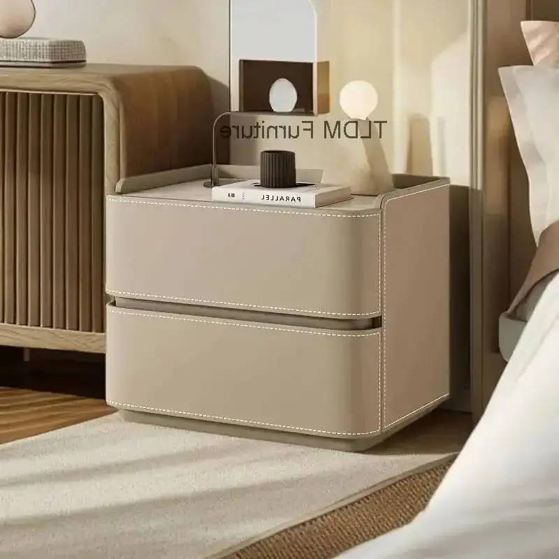 

Кожаные светлые шкафы для спальни, роскошное седло для комнаты, прикроватный столик для хранения, домашние итальянские прикроватные шкафы для гостиной, шкафы для хранения из цельного дерева