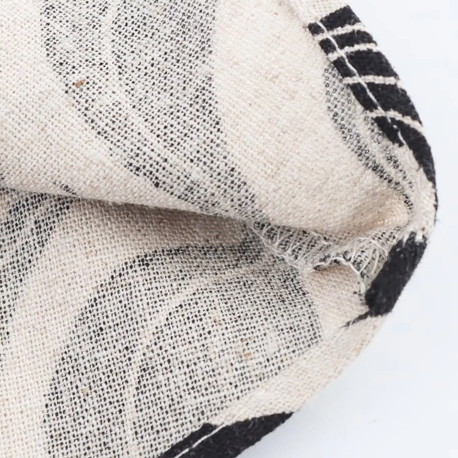 Vintage women's dress 2025 summer new black and white contrast linen blend backless mid-length holiday dress sexy off-shoulder