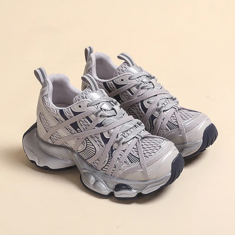 

2025 Autumn New Women's 9cm Inner Height Increasing Chunky Sneakers Shoes Thick Soled Lace Up Casual Sneakers
