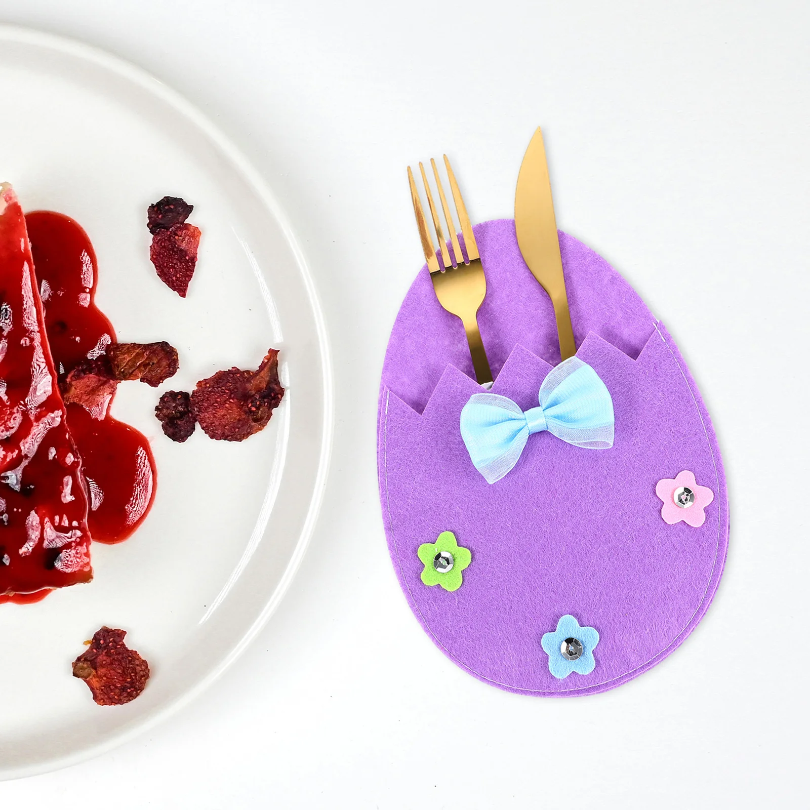 

4 Pcs Easter Egg Cutlery Bag Holder for Table Purple Felt Cloth Christmas Holders Silverware