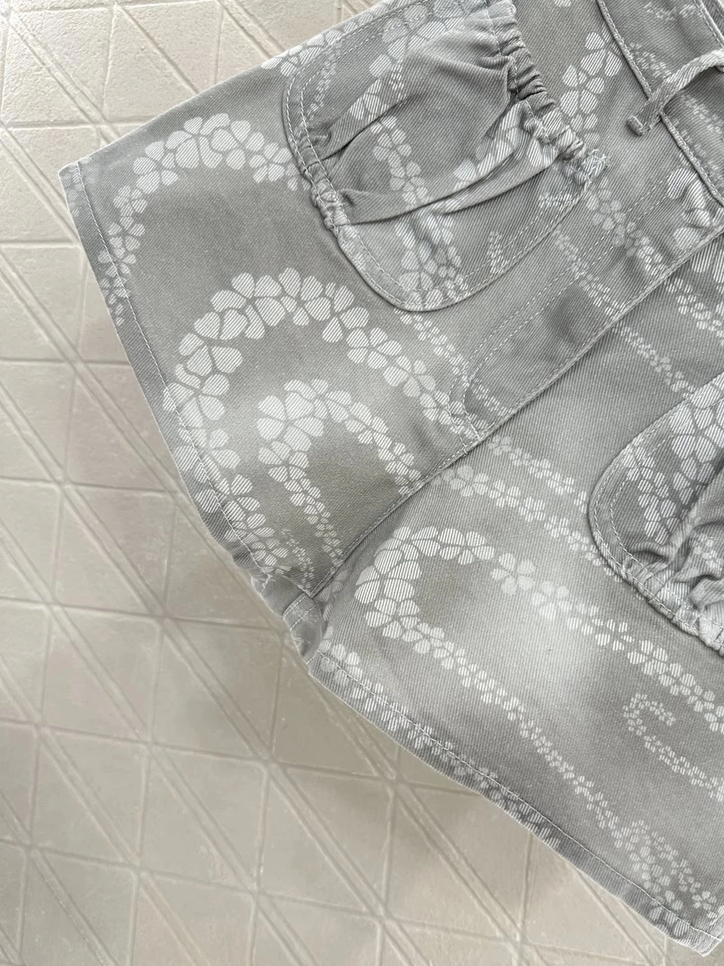 Designer Brand Spring Summer Cotton Floral Printing Button Denim Shorts Trendy Classical Basics Casual Slim Female Clothes