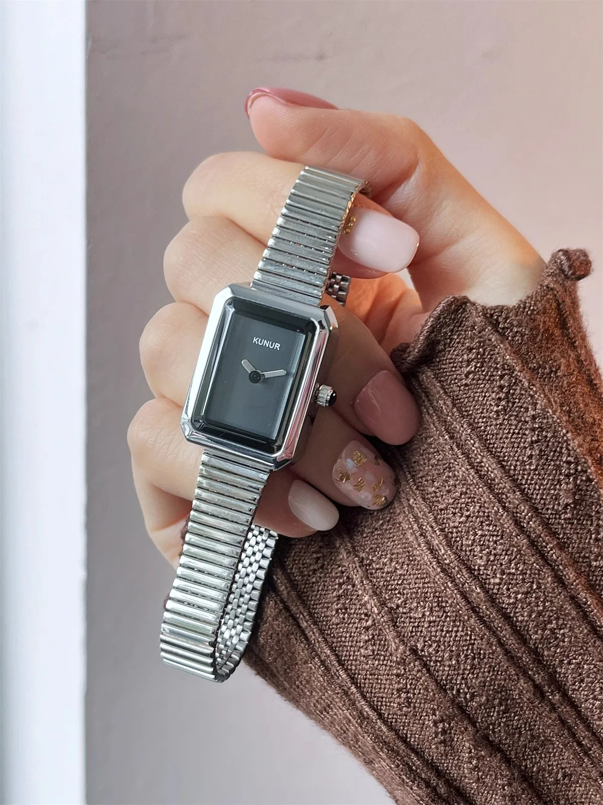 New square watch without second hand for womenKorean stylehigh-end women's watchallmatch women's watch luxury watch women's gift