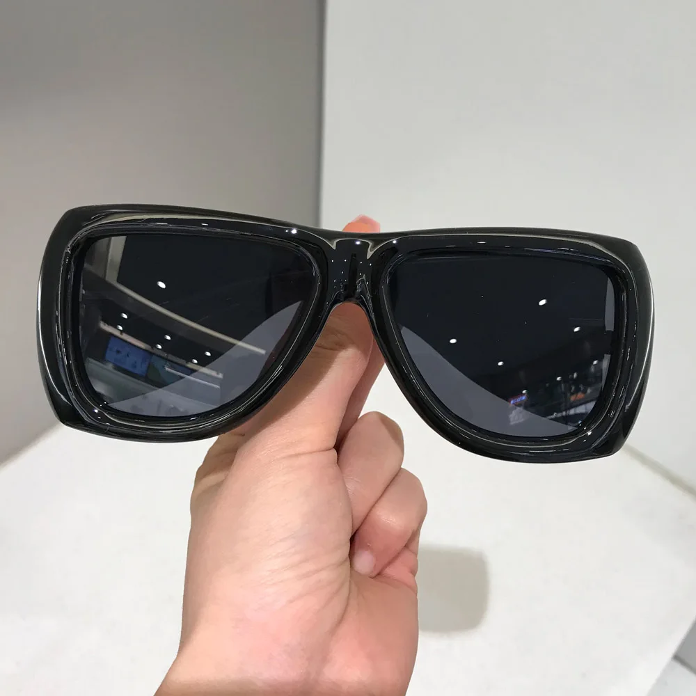 2026 Neue Mode Übergroße Quadratische Y2K Sonnenbrille für Damen Luxusmarke Schwarze Punk-Sonnenbrille für Herren Coole Hip-Hop-Sonnenbrille für Draußen – Detail 5