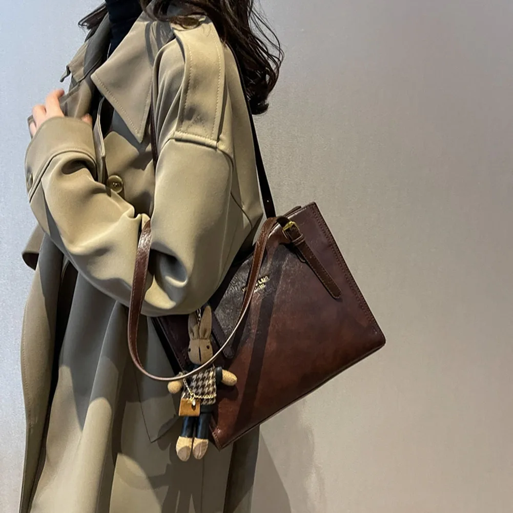 

Женская винтажная сумка через плечо с подвеской, сумка-тоут с напуском, модная сумка из искусственной кожи, женская дорожная сумка