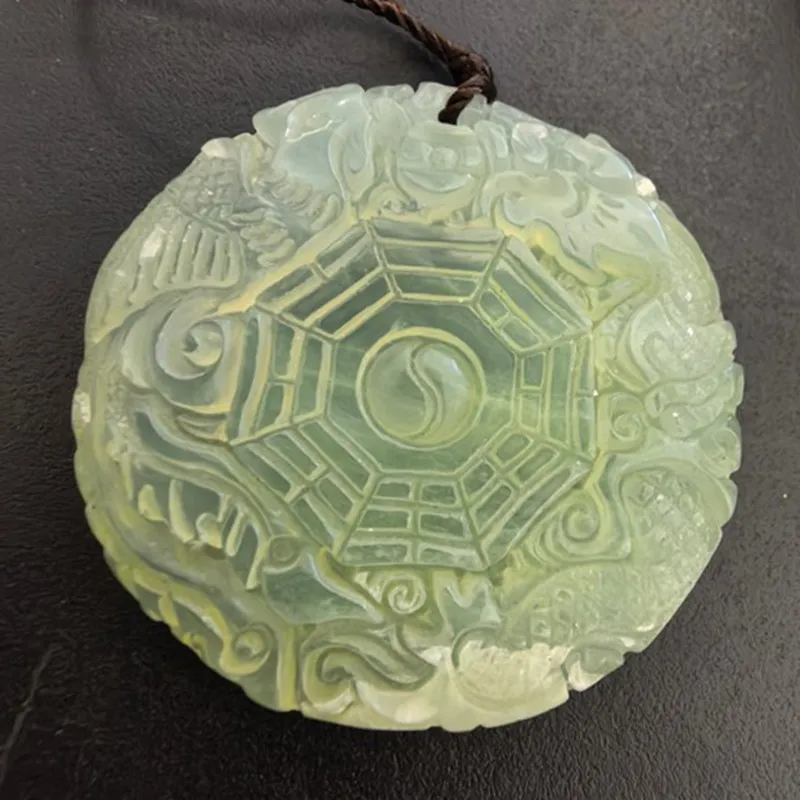 Green Jade The Eight Trigrams of Taiji Amulet Pendant 235