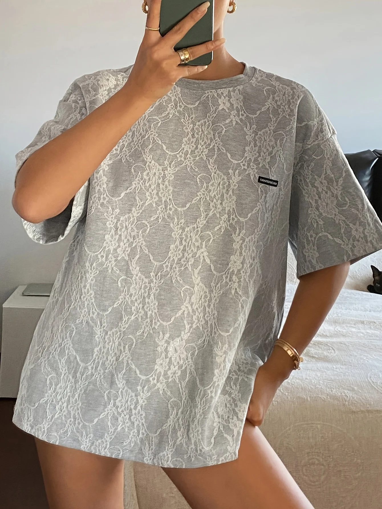 

Women's Double-Layer Short-Sleeve T-Shirt with Mesh Panel
