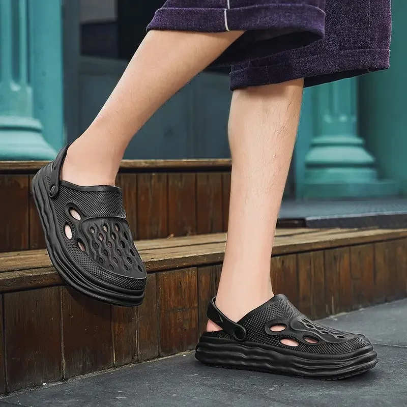 

Мягкие сандалии для мужчин, обувь с отверстиями, пляжная платформа, высокое качество, модная летняя распродажа, элегантные забавные тапочки из ПВХ для взрослых Y2k Eva для мужчин