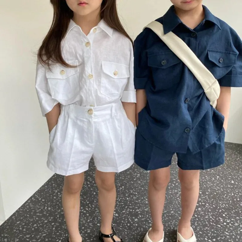 

2024 Summer Solid Set Girls Thin Shirt Double Pockets T-shirt Boys Handsome Tops+ Cotton Loose Shorts 2pc Children Fashion Suit