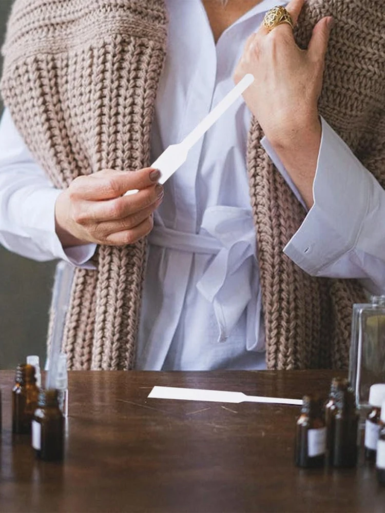 100 Uds tiras reactivas de Perfume papel para aceites esenciales aromaterapia fragancia muestreo de aroma probador DIY secante blanco