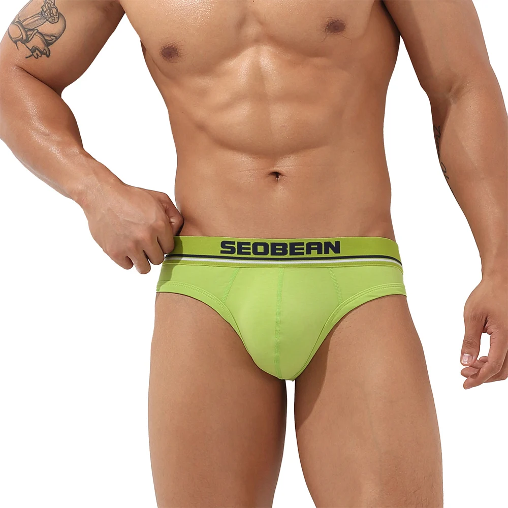 New Men's Thong In Solid Color Comfortable  Fashionable  And Breathable