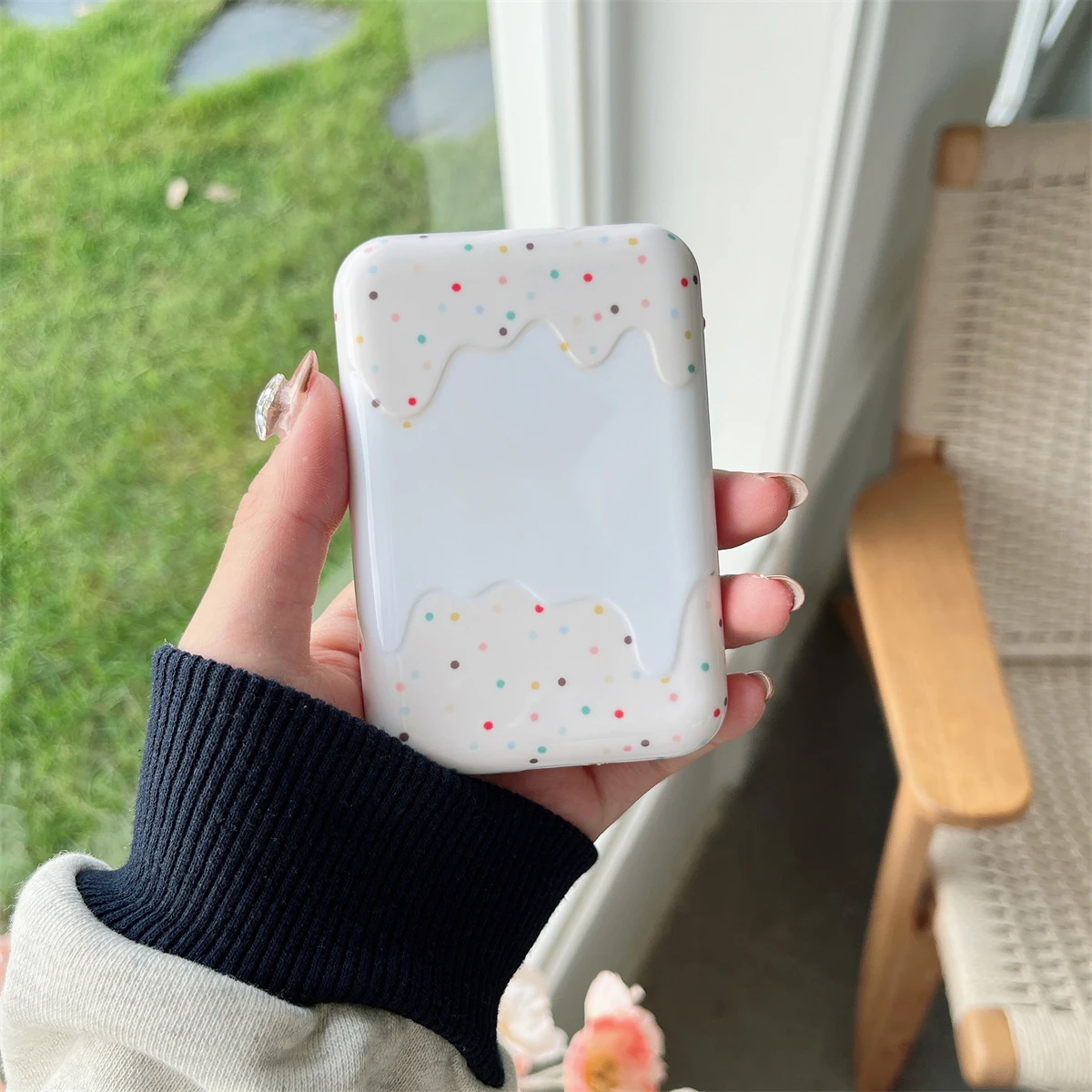 Spotted cream pattern Appearance Suitable for iphone Original external battery protection cover and charging treasure case