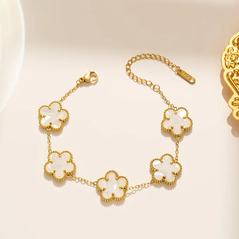 Luxus Edelstahl Armband Frauen Einstellbare Fünf Blume Armbänder für Frauen Clover Neue Mode Schmuck Zubehör Geschenke