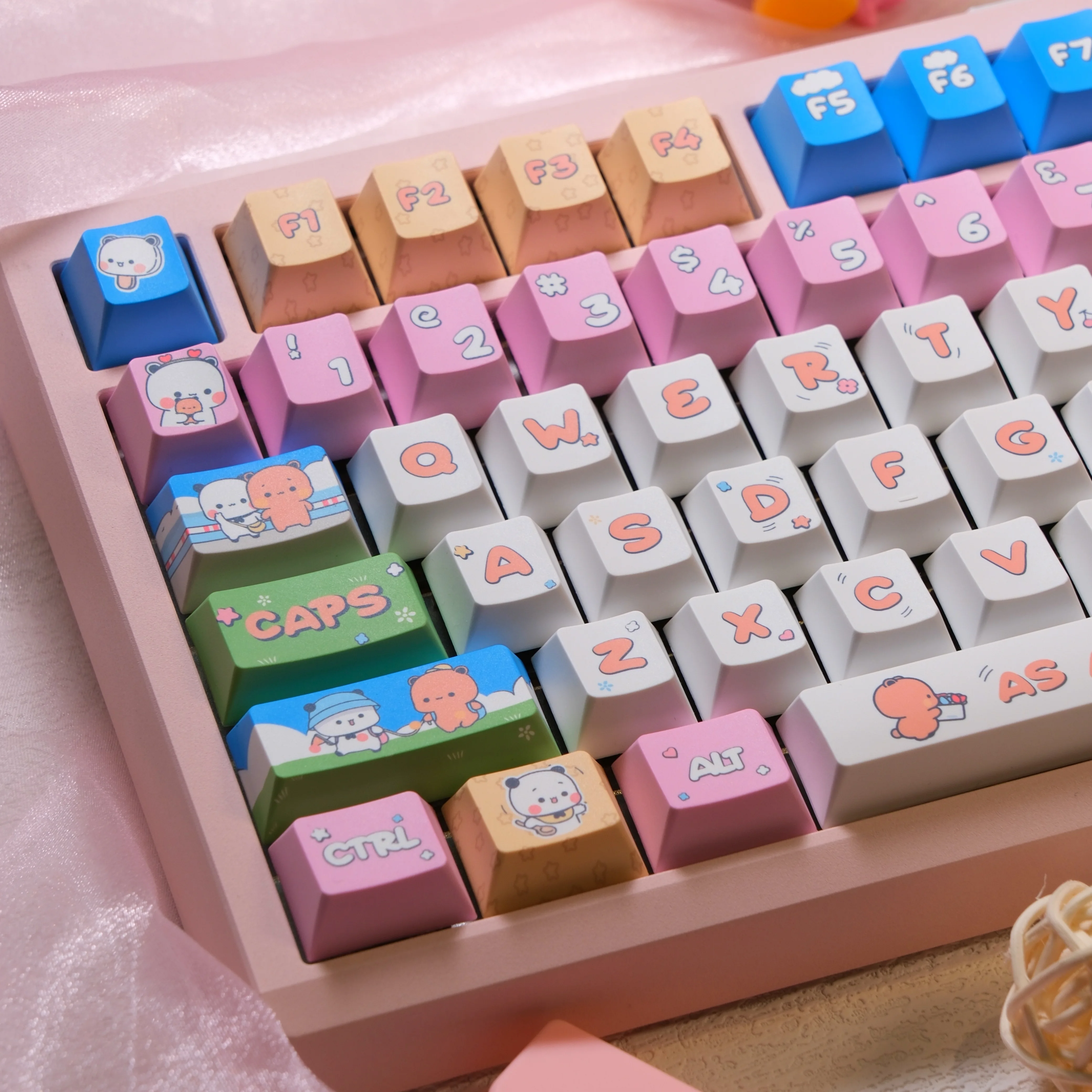 bubu-mechanical-keyboard-ez63-high-value-keycap-made68-little-bee-wooting-front-x87