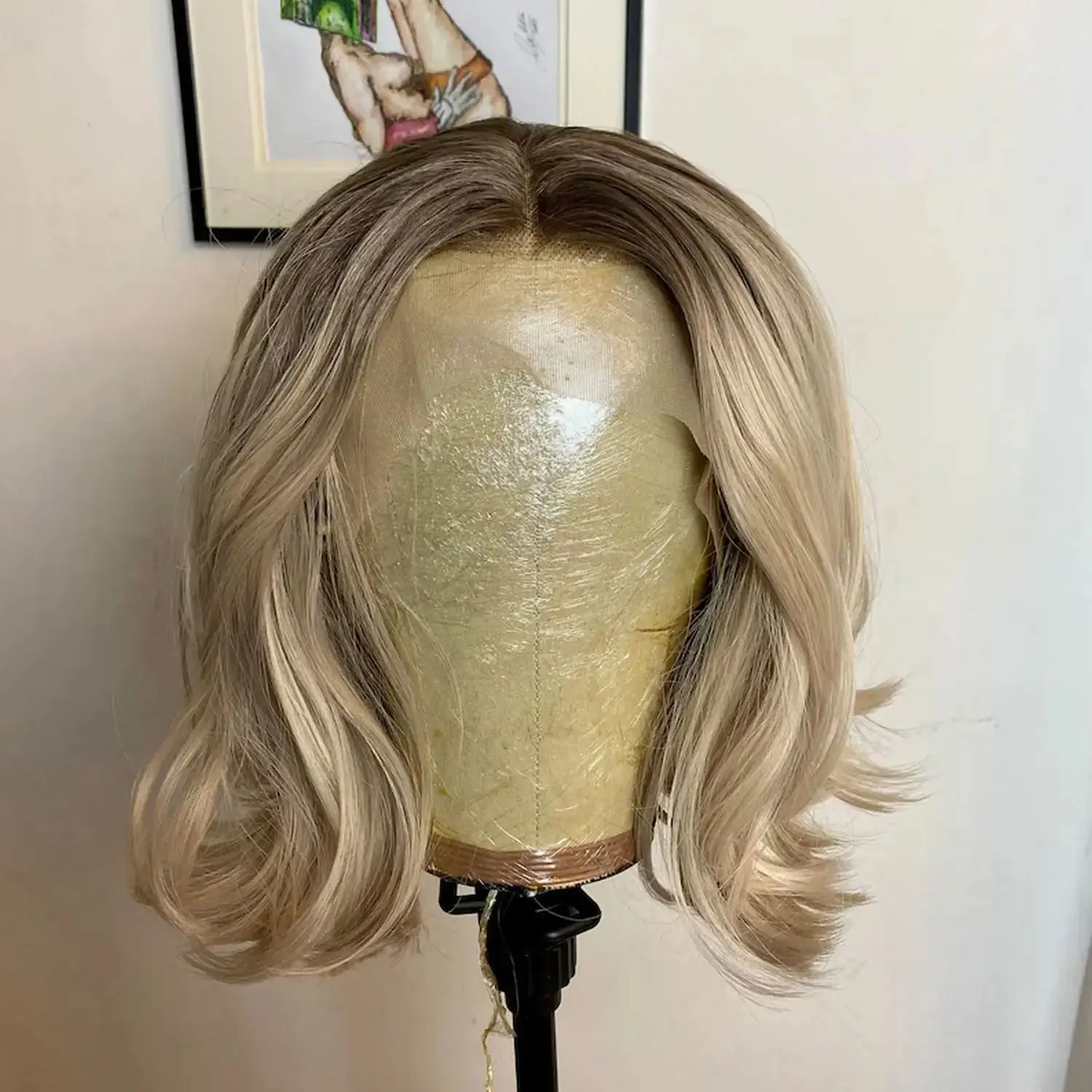 New Style Short Ombre Ash Blonde Natural Wave Synthetic Wigs Bob 13*4 HD Invisible Transparent Lace Wigs Original Factory Hair