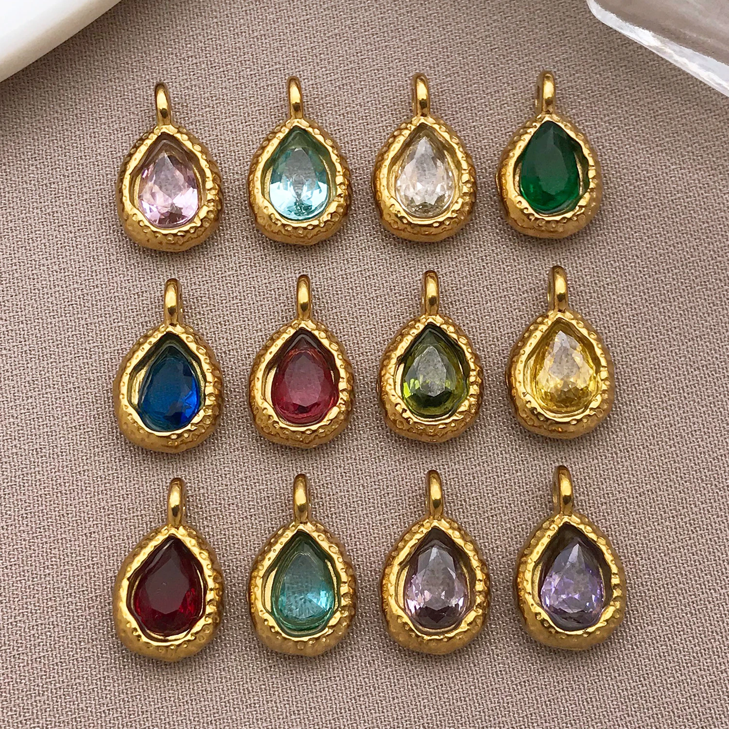 Image of 5 Stück Tropfen-Charms aus Edelstahl mit eingelegtem Kristallen, vergoldet, DIY-Armband, Ohrringe, Schmuckherstellung, Zubehör, Materialien