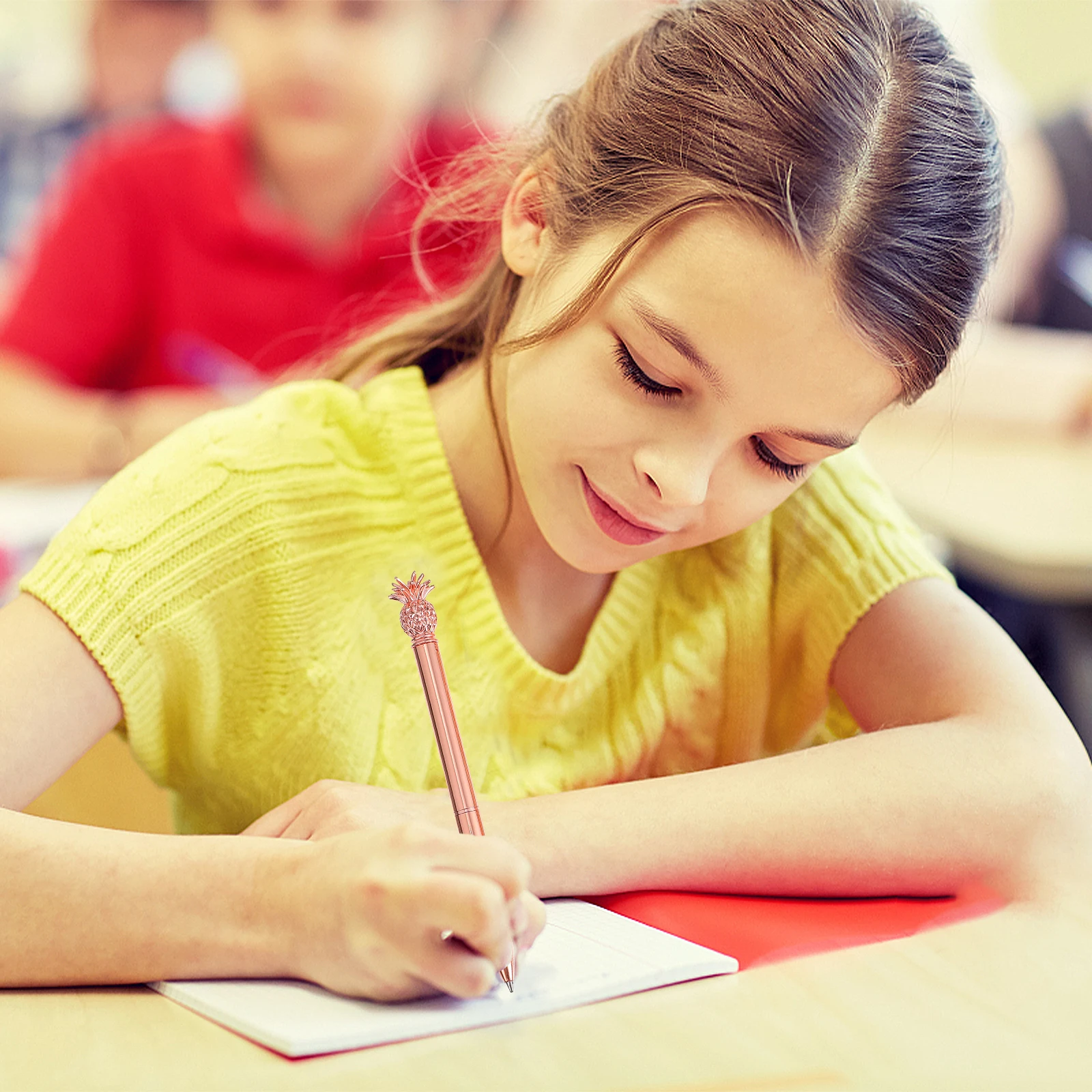 

4 шт. металлические шариковые ручки, стильный дизайн, вдохновленный фруктами, быстросохнущие чернила, отлично подходит для письма, рисования журналов