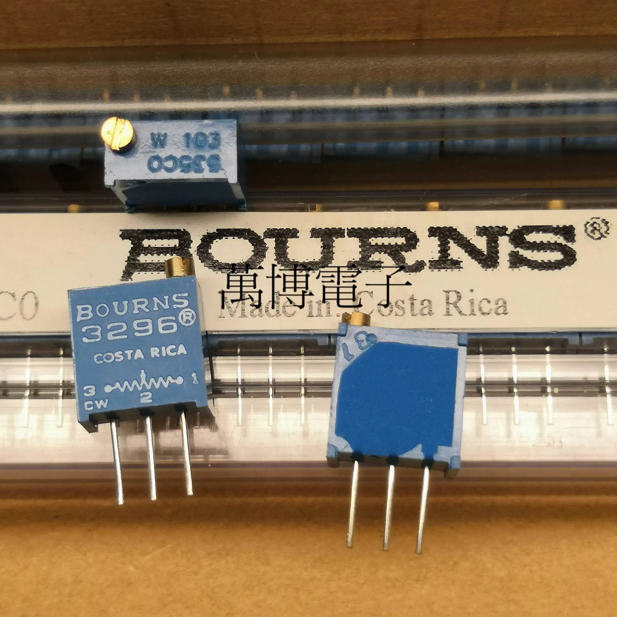 

20PCS/50PCS U.S. BOURNS 3296W-103 10K precision adjustable variable resistor Made in Costa Rica FREE SHIPPING