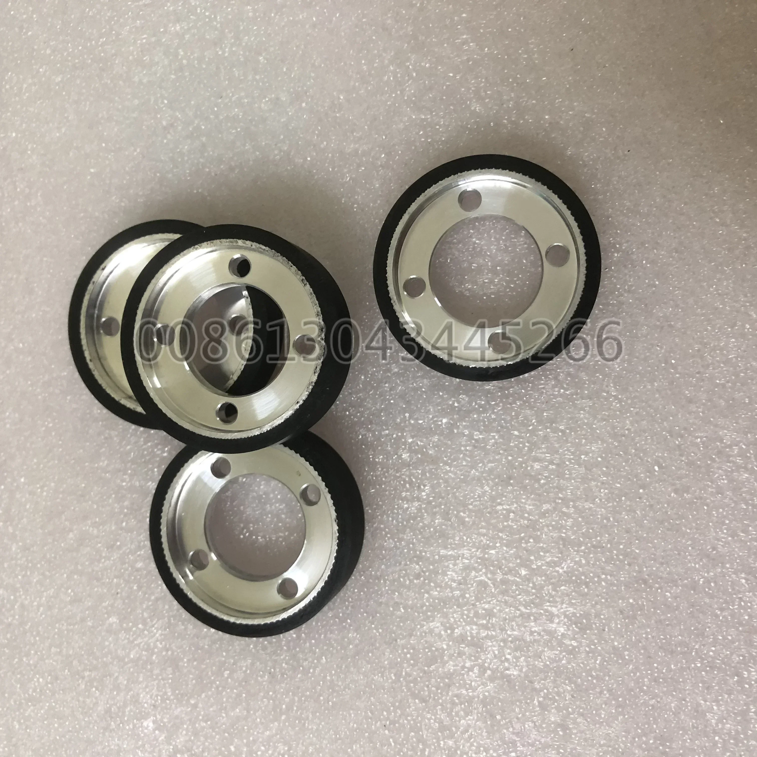 Best Quality 4 Piece F4.614.555F F4.614.555 Heidelberg SM102 CD102 Friction Wheel Sheet Brake Offset Printing Machine