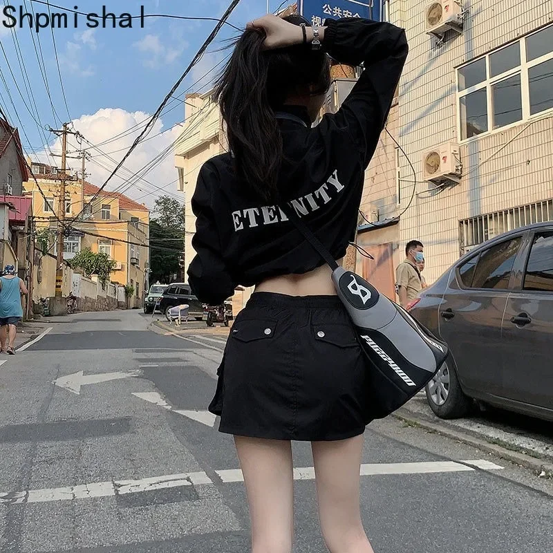 

Shpmishal Charge Jacket for Women's Autumn 2023 New Korean Fashion Thin Jacket Casual Sports Versatile Short Skirt Two-piece Set