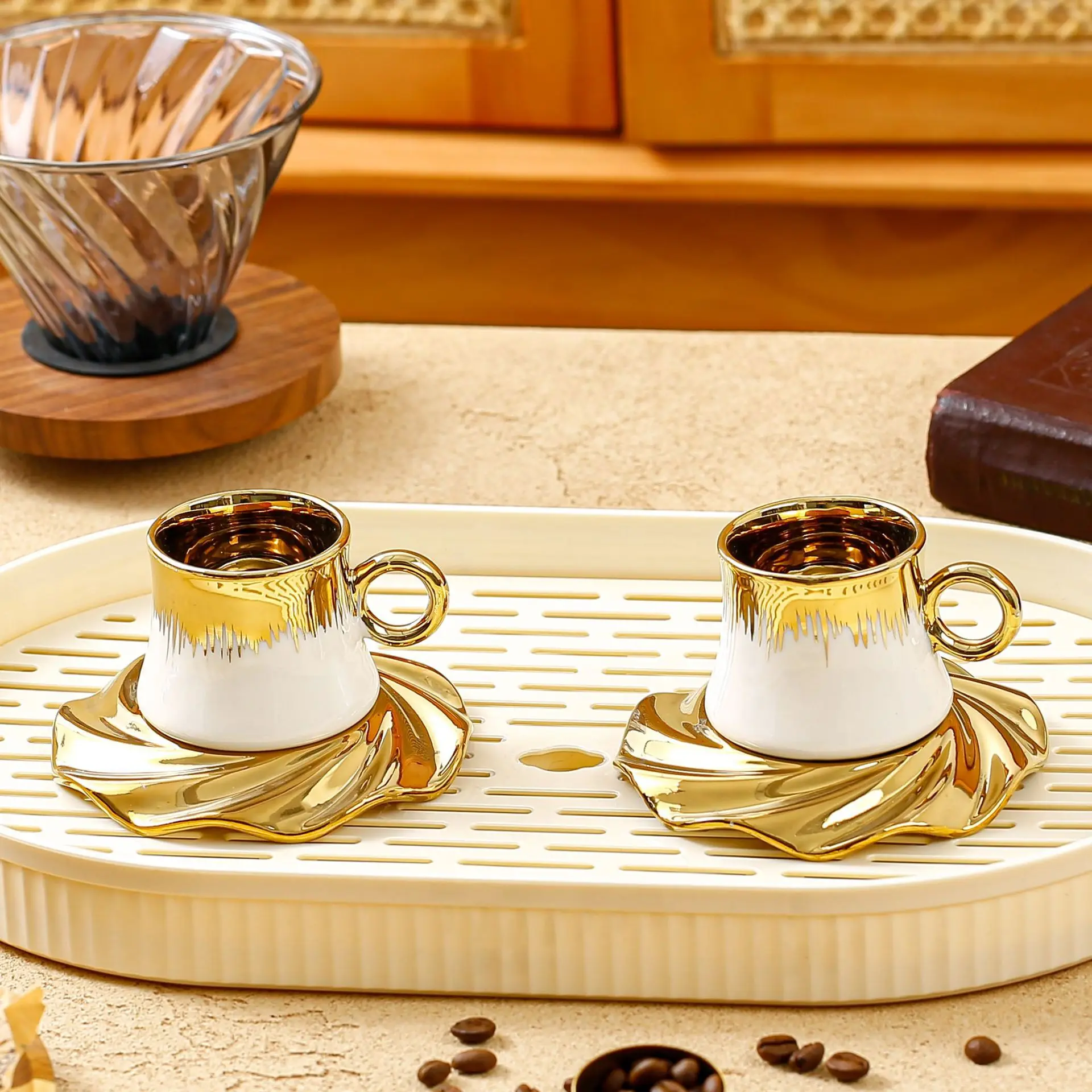Arabic Porcelain Espresso 90ml Gild Cup and Saucer 6pcs Turkish Cappuccino Latte Tea Ceramic Coffee Cup Set with Gift Box view 5