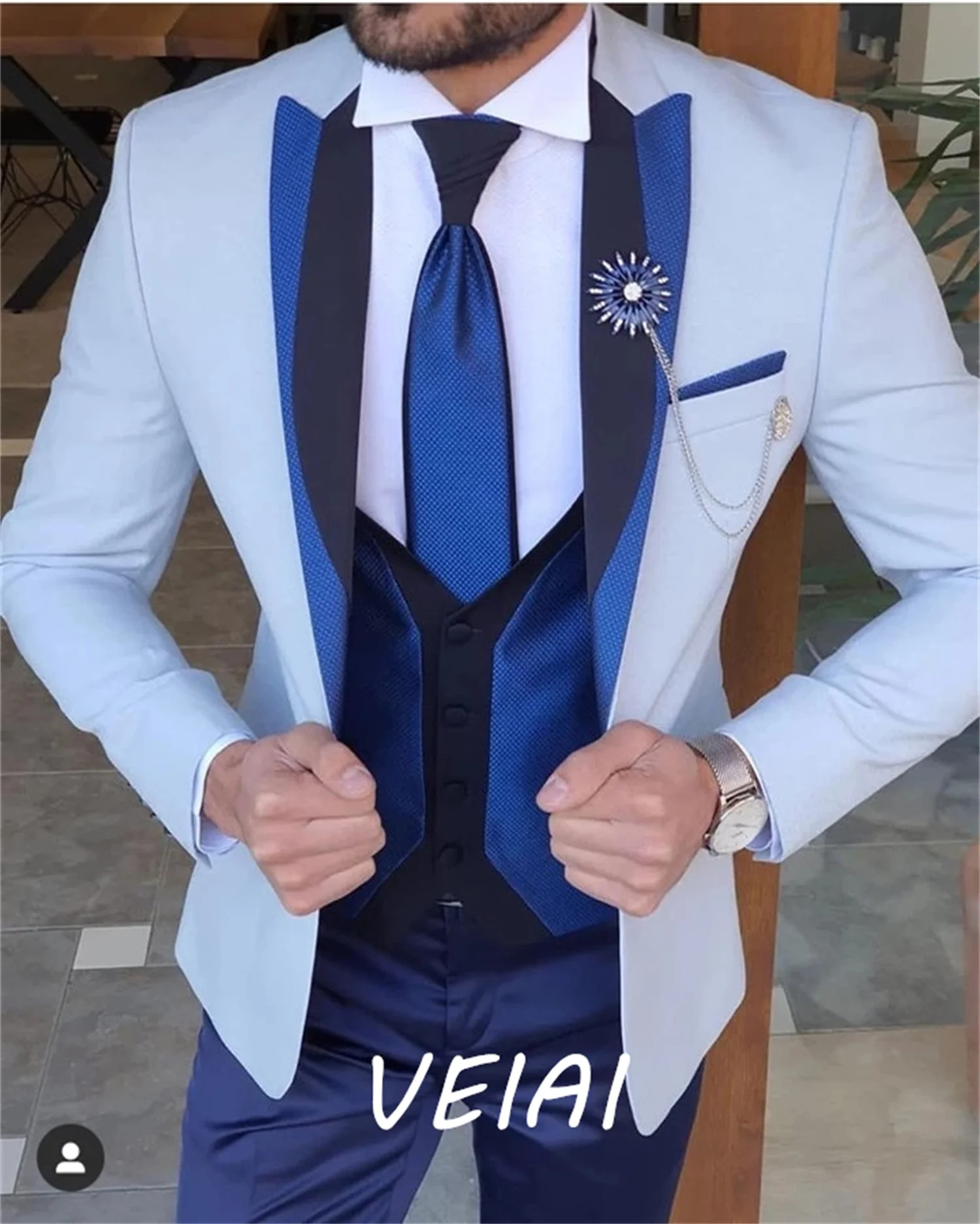 

CustomizedMens Wedding Suits 2021 Italian Design Custom Made Black Smoking Tuxedo Jacket 3 Piece Groom Terno Suits For Men