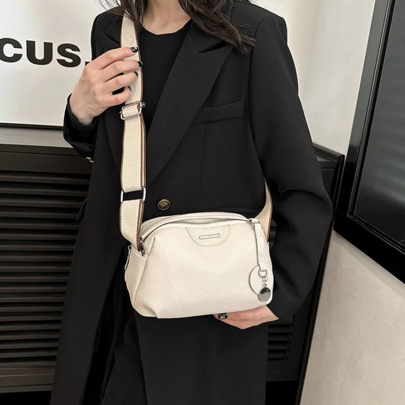 

High-End Women Crossbody Handbag With Detachable Strap For Formal Evening Events And Special Occasions