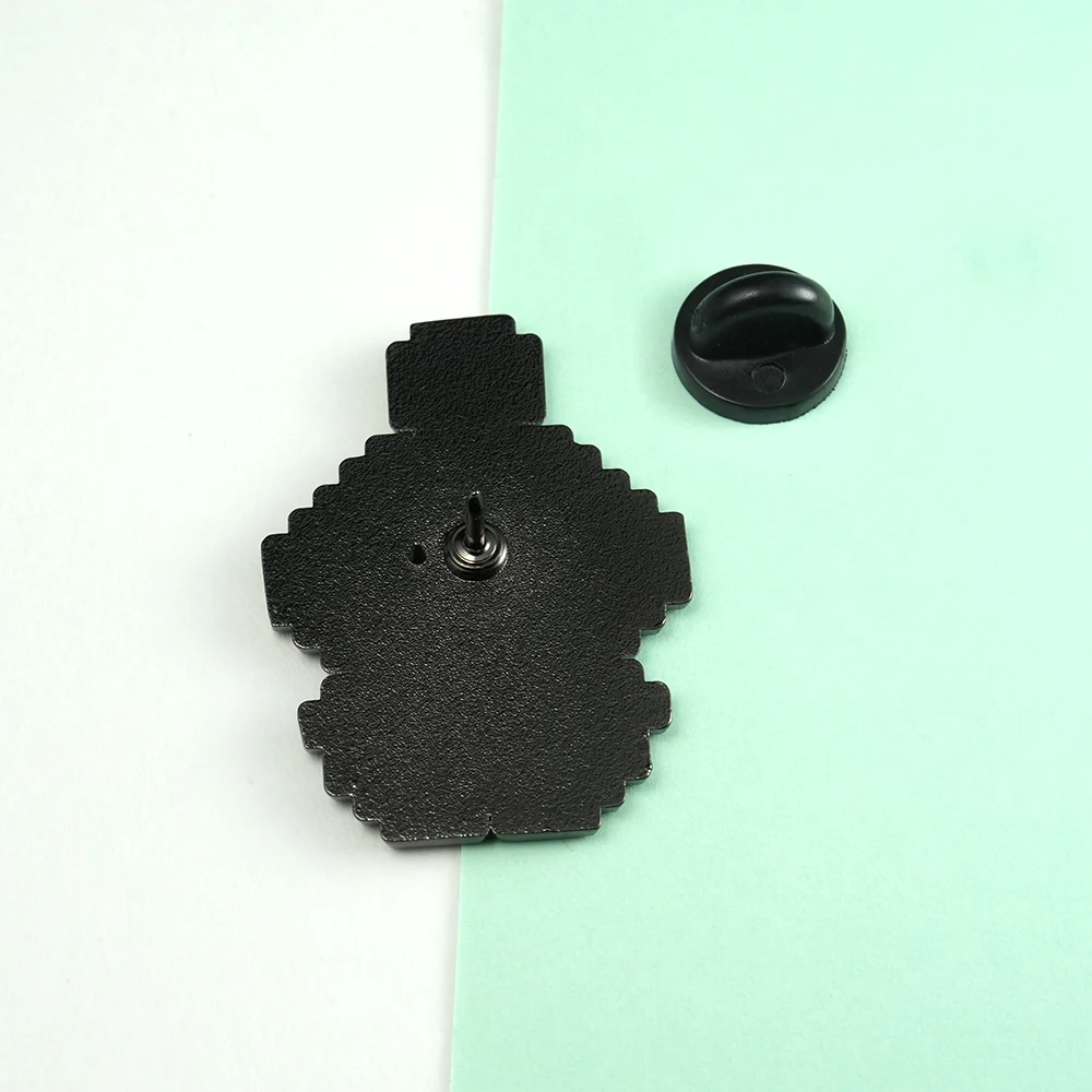 Laa-Laa Po الأحمر بكسل الفن شارة Teletubbies شخصية كرتونية بروش 90s خمر مجوهرات الأطفال هدية #6