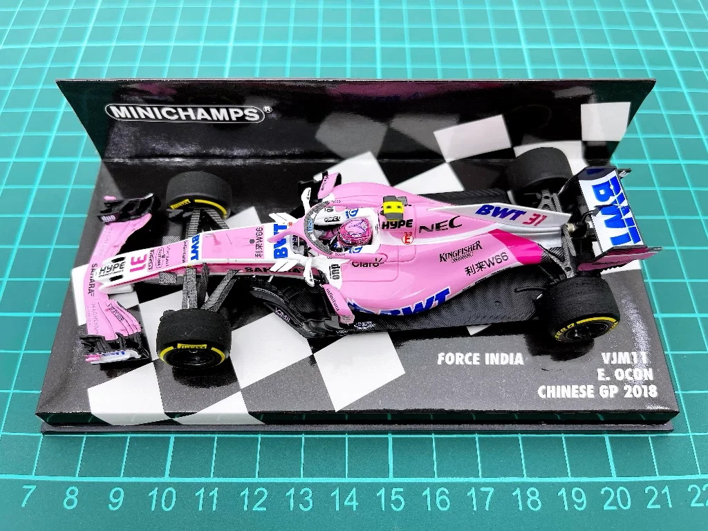 

Minichamps 1:43 F1 BWT VJM11 Ocon 2018 China Simulation Limited Edition Resin Metal Static Car Model Toy Gift