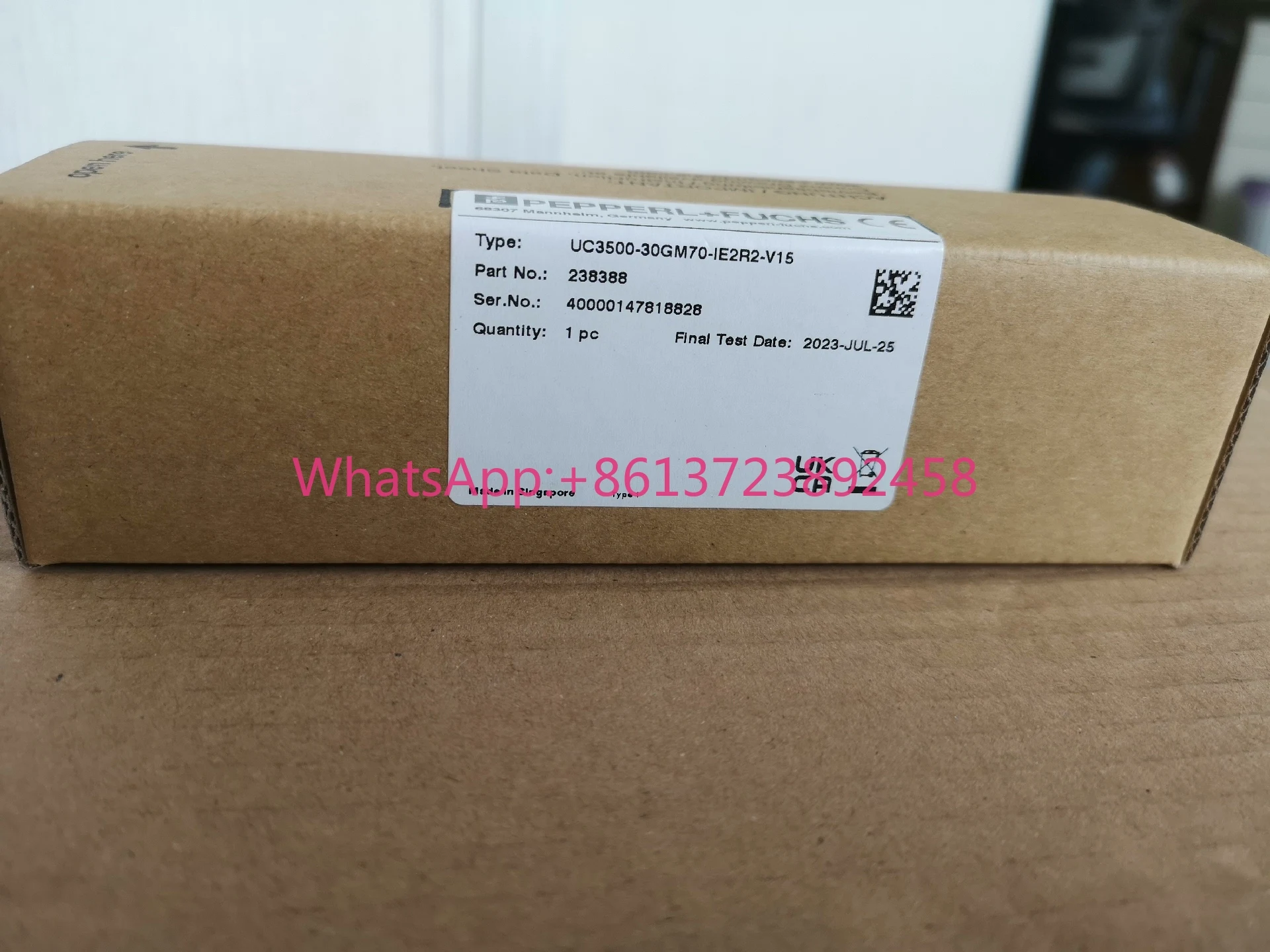 

Pepperl + UC3500-30GM70-IE2R2-V15