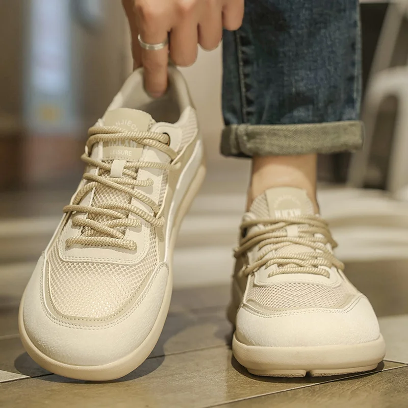 

Мужские новые осенние белые кроссовки 2025 года и повседневная обувь с массивным высоким берцем — легкая, увеличивающая рост и удобная