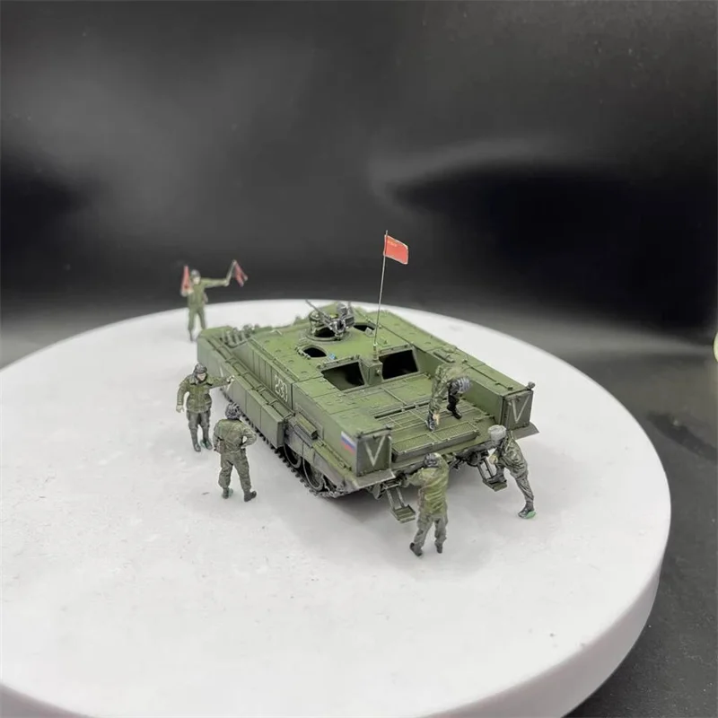 1:72 Modello Dipinto 6 Pezzi Carro Armato Russo Corpo di Riparazione Veicolo Action Figure Pessoale di Ingegneria Soldati Scena Accessorio