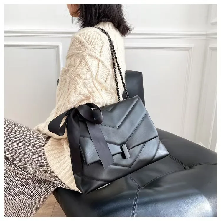 2025 뉴 레트로 여성 숄더백 대용량 자수 패션 크로스백 명품 디자인 캐주얼 여성 지갑