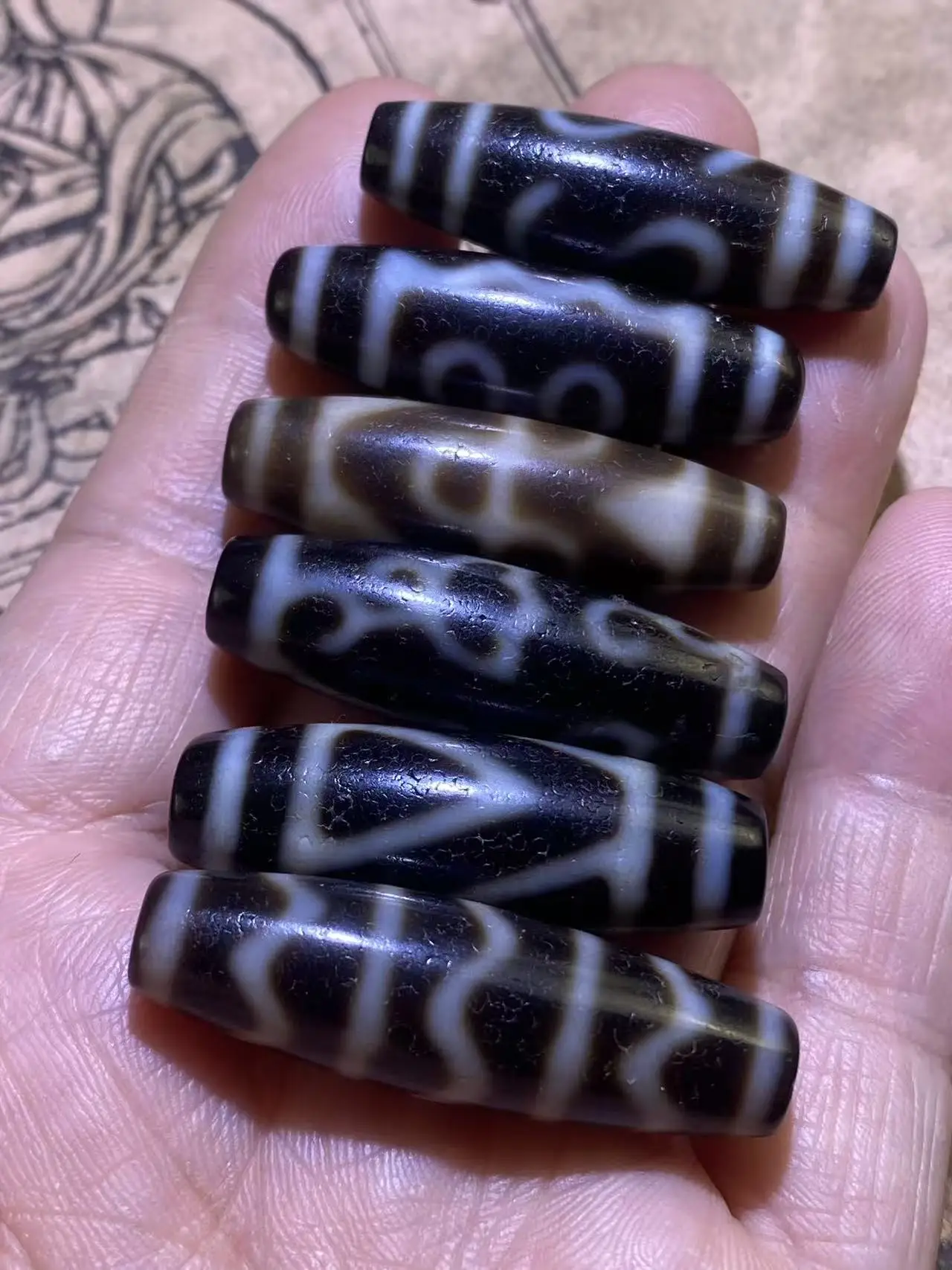 

1pcs/lot Taiwanese craft yellow agate Dzi bead 38mm FuShou water pattern Ruyi 5-eye lotus Roc bird S-hook Loose beads Wholesale