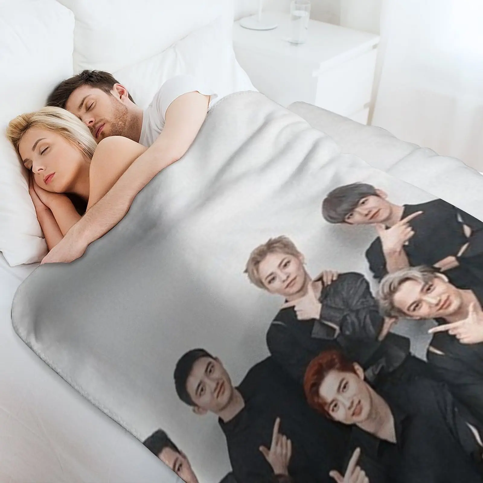 OT9.EXO.BOYZ رمي بطانية للأريكة الزخرفية الفاخرة العلامة التجارية لطيف منقوشة لبطانيات الشتاء