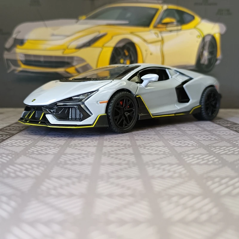 1:32 simulação Lamborghini Revuelto liga modelo de carro ornamento com portas que podem ser abertas, feedback de som e luz, presente de supercarro