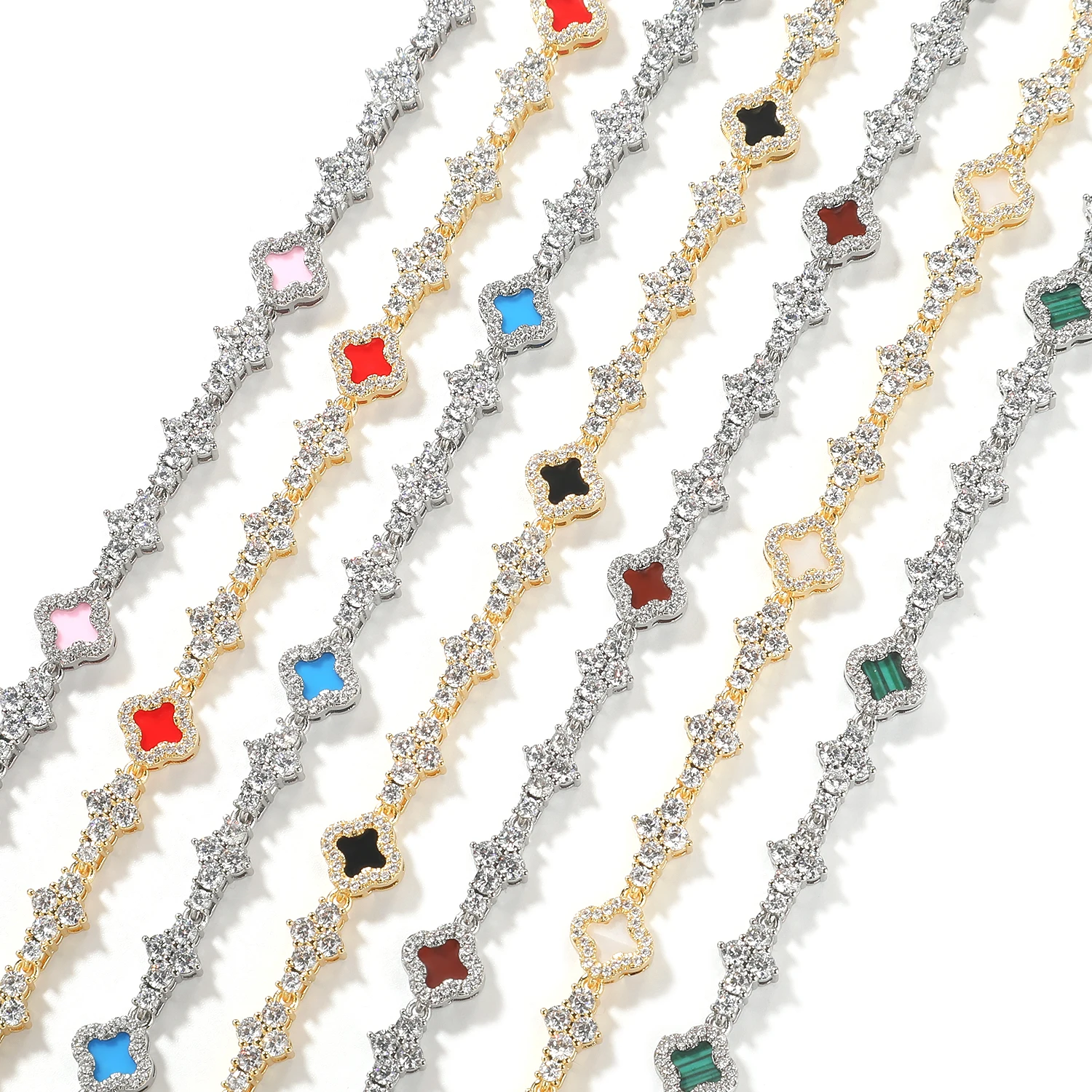 TBTK クローバーチャームブレスレット ハニカムテニスチェ - Tennis Bracelet Cubic のレビューと価格