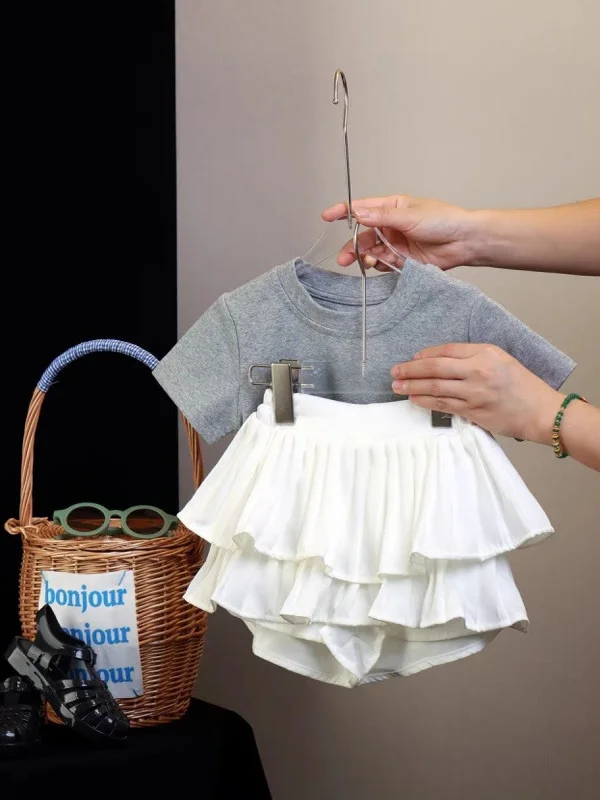 

Корейская футболка Sle Bal для девочек, комплект с юбкой-тортом, лето 2025 Ins, пышная юбка Personali T, комплект из двух предметов, детская одежда