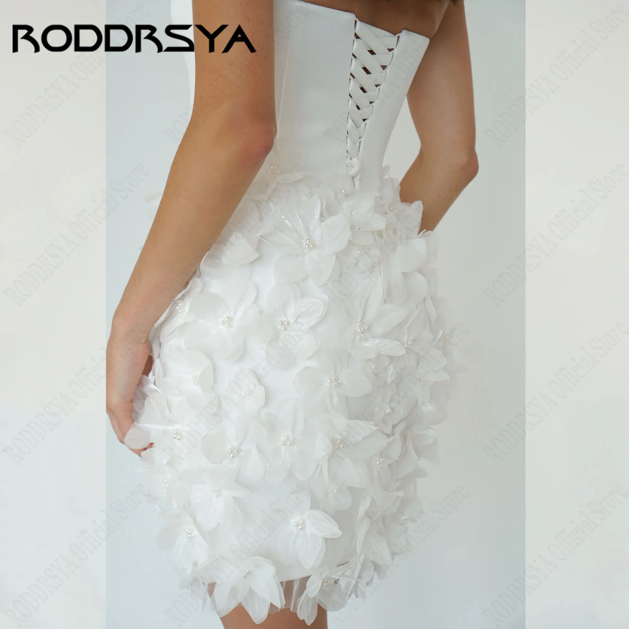 RODDRSYA gaun pernikahan pendek bunga 3D gaun pengantin romantis Satin tanpa lengan putri duyung gaun pengantin renda belakang vestidos de fiesta disesuaikan