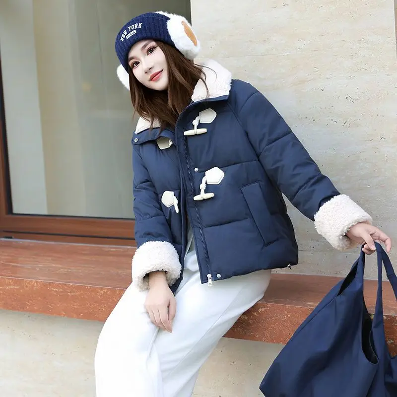 

Horn Button Cotton-padded Jacket Women Parkas Winter 2026 New Bread Down Cotton Coat Female Short Outerwear Thicken Overcoat Top