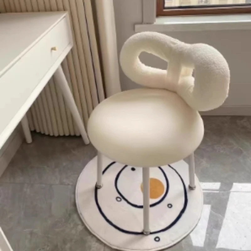 Silla de maquillaje minimalista moderna para sala de estar, sillón ligero de diseñador de lujo, con respaldo, versatilidad, muebles de tocador