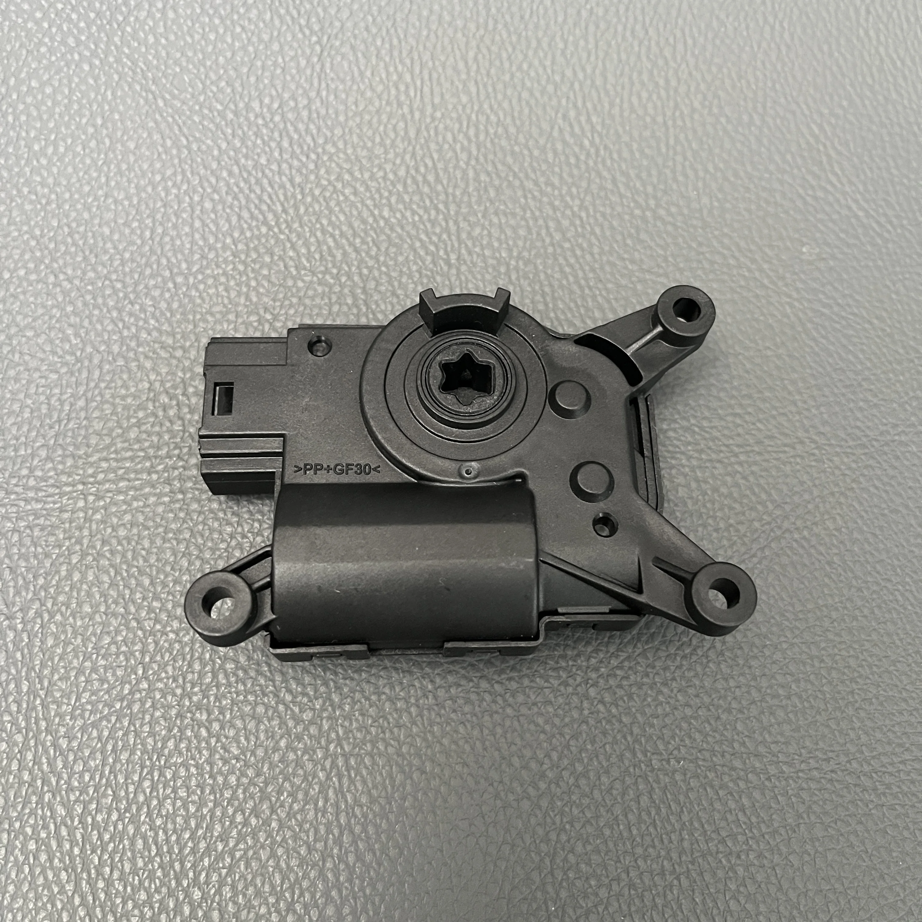 For VW Golf 7 2013-2019 5Q0907511D 5Q0907511H 5Q0907511K  Air Conditioner Servo Motor Air Conditioner Damper Actuator Auto