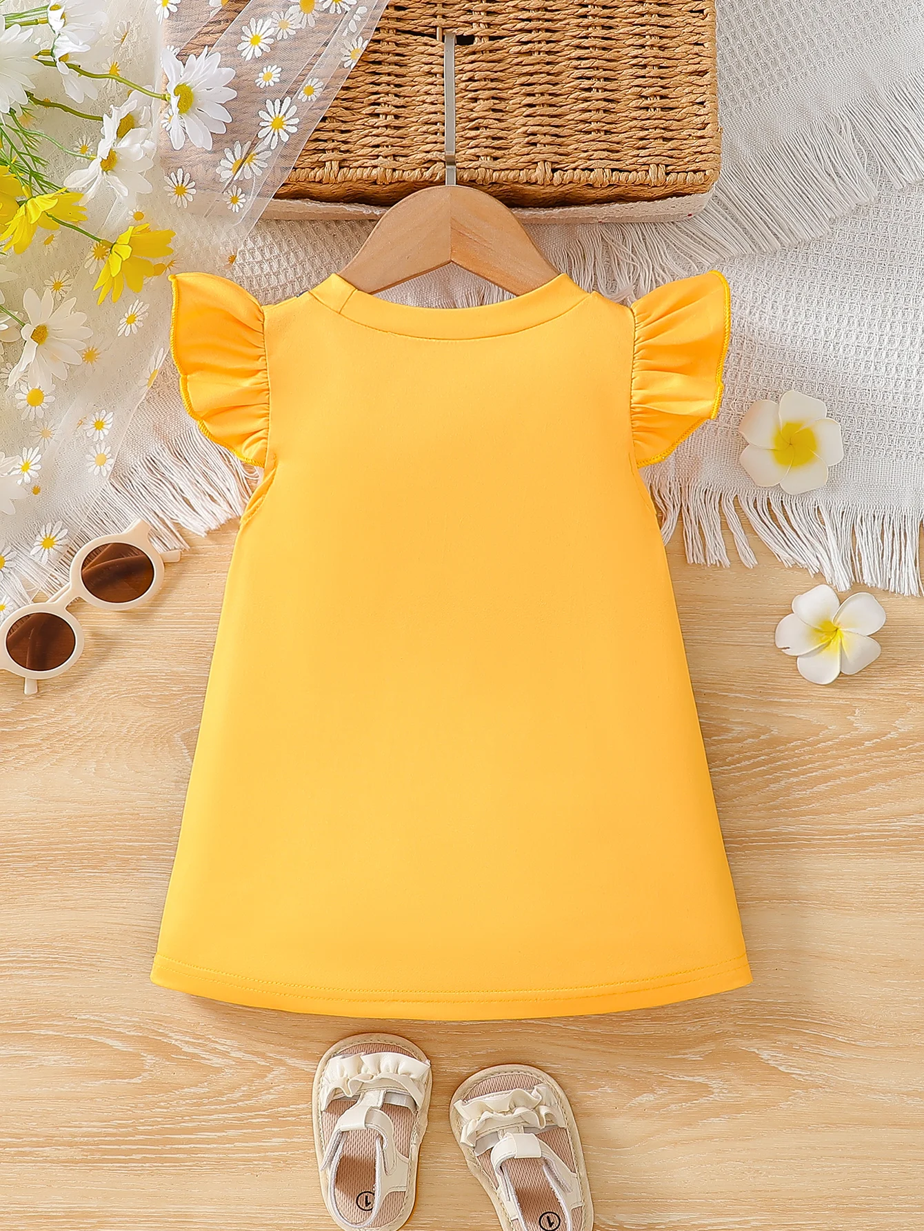 طفلة لطيف الصيف قطعة واحدة وهمية قطعتين حزام الكرتون النحل زهرة تقليد فستان رعاة البقر