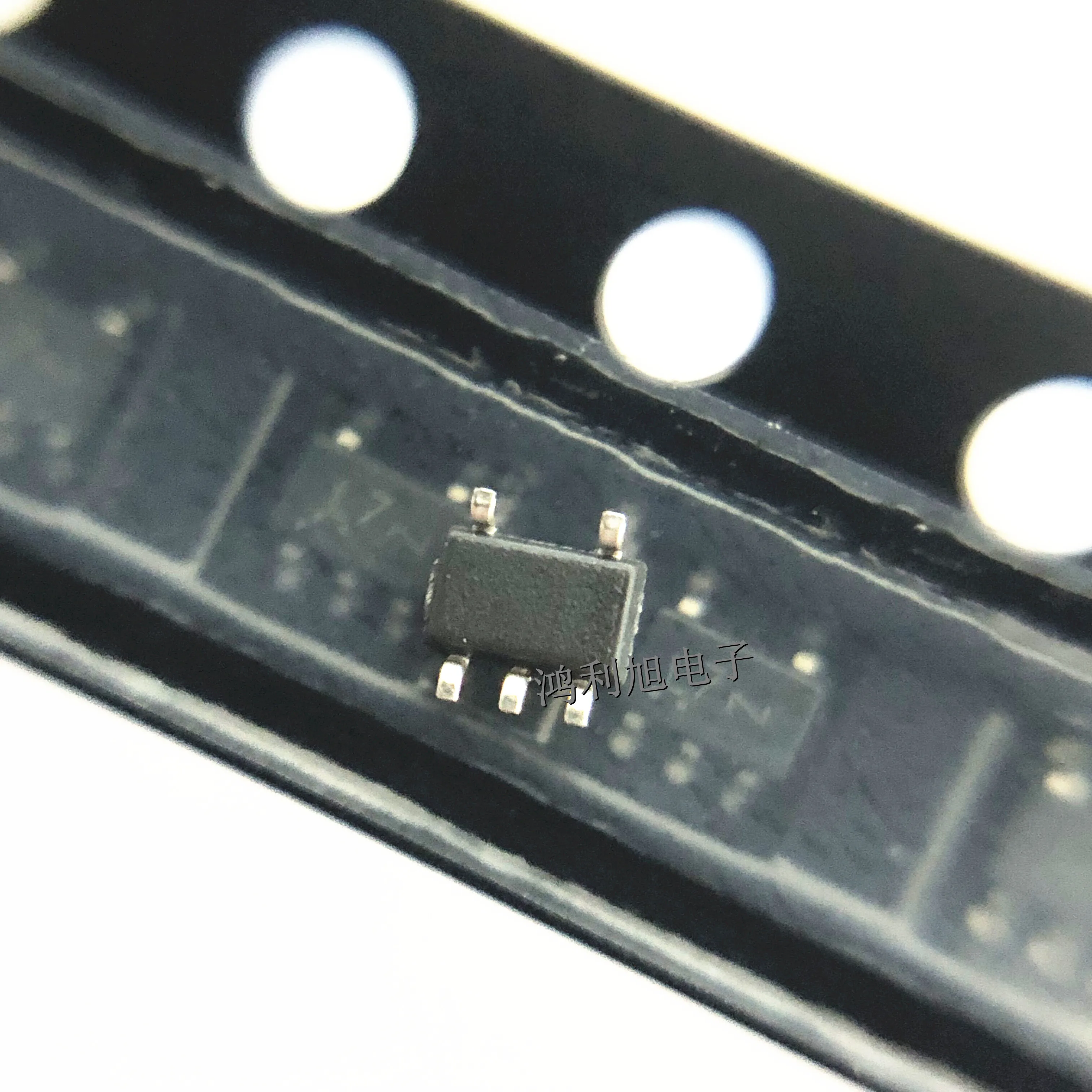 50pcs/Lot NL17SZ07DFT2G SC-70-5 MARKING;L7 Buffers & Line Drivers 1.65-5.5V Single Non-Inverting